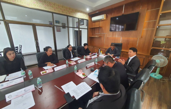 มหาวิทยาลัยราชภัฏหมู่บ้านจอมบึงร่วมประชุมคณะกรรมการที่ปรึกษาโรงเรียนผู้สูงอายุเทศบาลเมืองจอมพล รุ่นที่ 5 เพื่อขับเคลื่อนหลักสูตรพัฒนาคุณภาพชีวิตผู้สูงวัย ประจำปี 2569